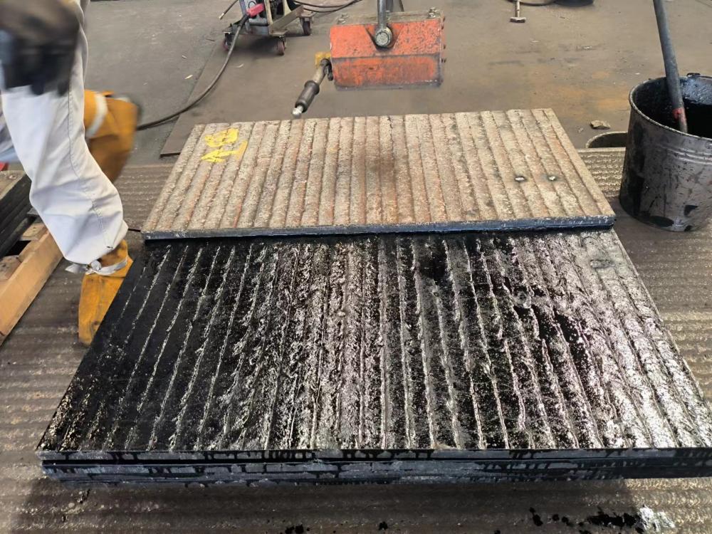海南CR7C3耐磨板 双金属复合耐磨板